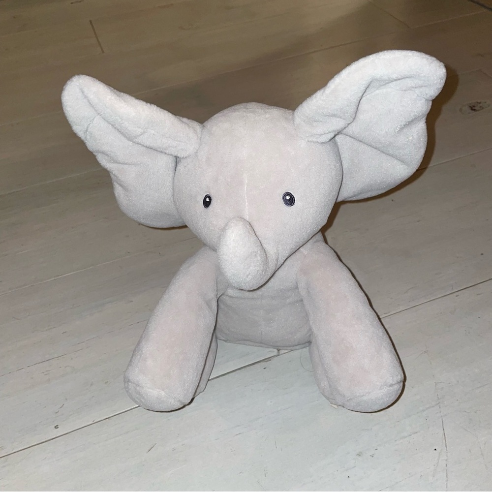 Gund Flappy Talking Singing Elephant Gray Plush Toy Plays Peek A Boo Flaps Ears